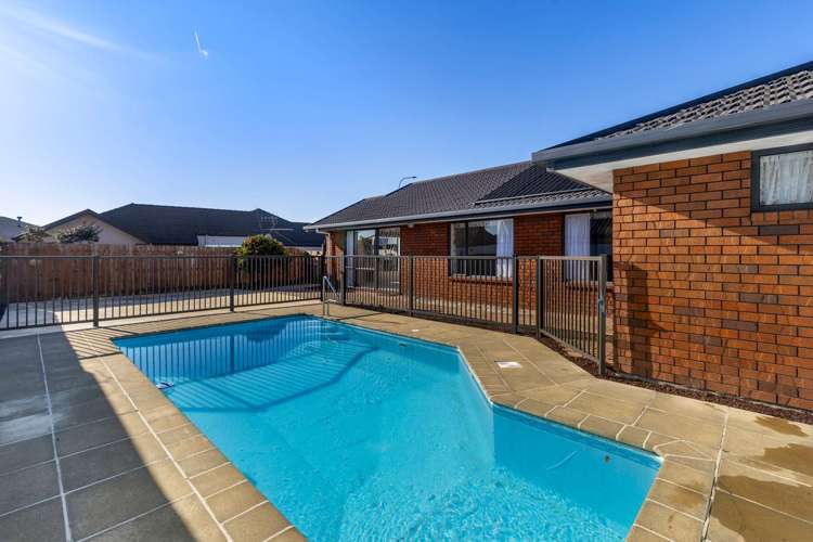 100 Aldinga Avenue Stoke_10