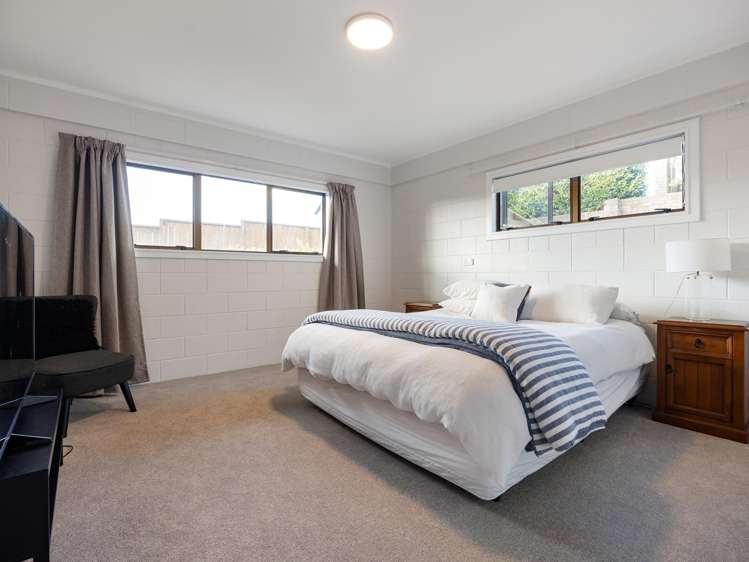 123 Aberdeen Drive Dinsdale_16