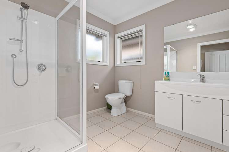 16 Aurora Avenue Welcome Bay_11