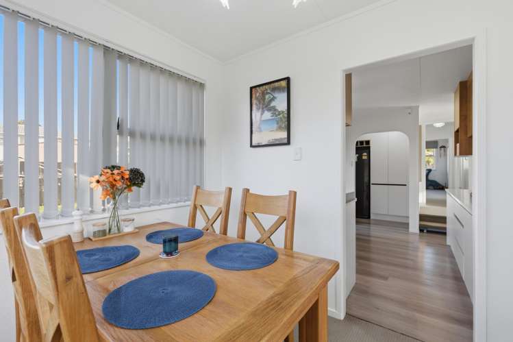 39 Thornlow Street Glendene_8