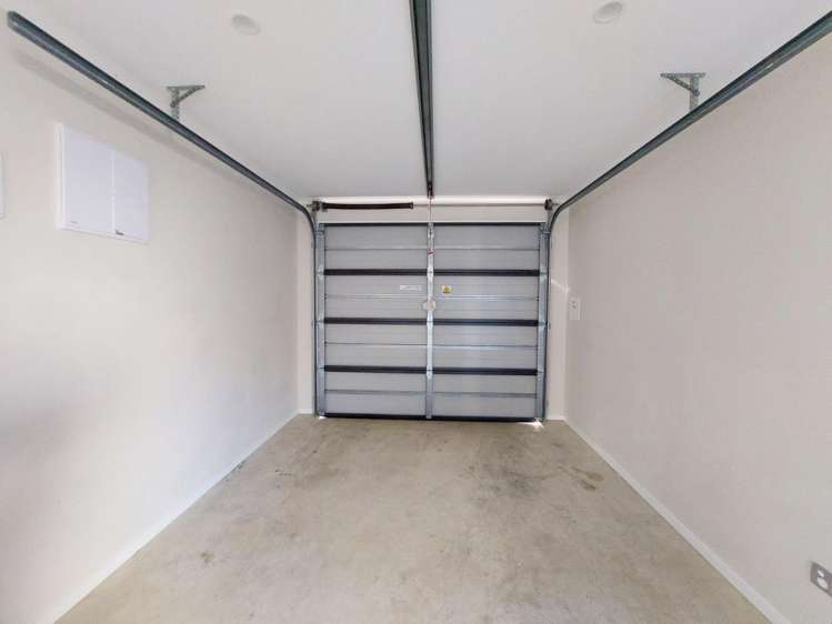 35 Ridgedale Crescent 2743_17