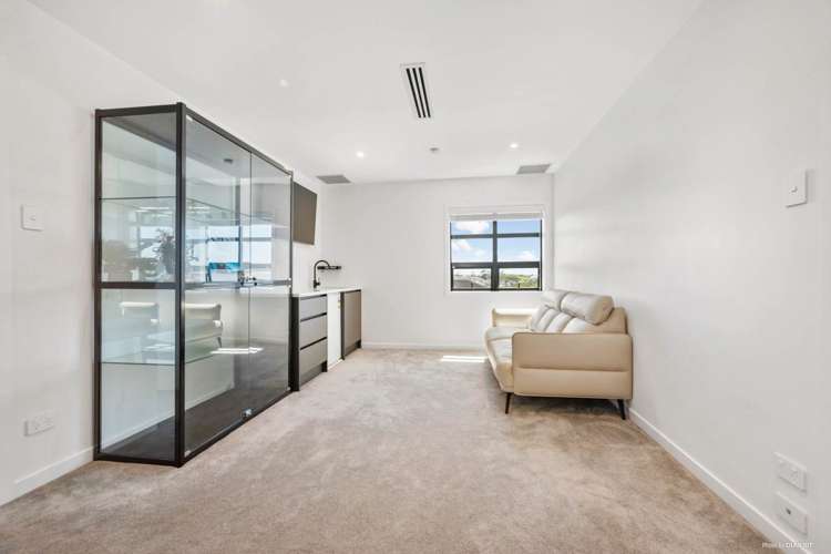 25 Kerekin Drive Oteha_16