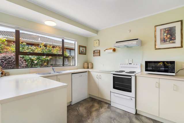 2/85 Aviemore Drive Highland Park_4