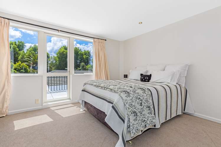 377 Grays Road Pauatahanui_35