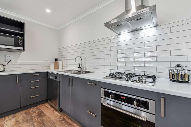 2/28 Mckay Drive Temple View_6