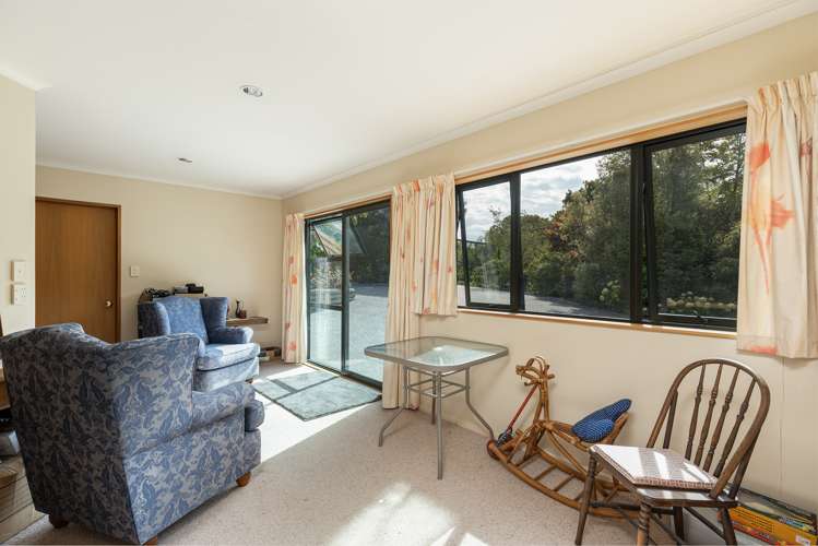 370 The Coastal Highway Redwood Valley_13