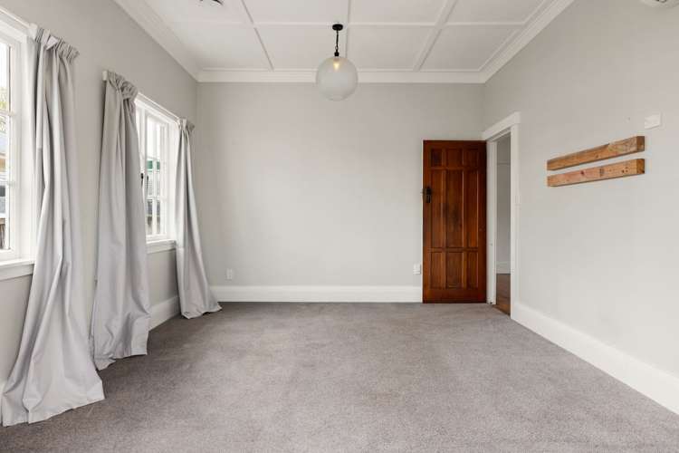 157 Peachgrove Road Hamilton East_12