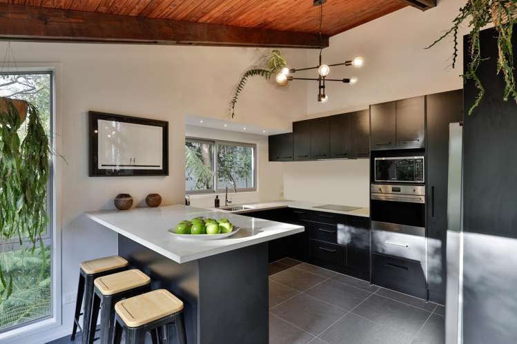 39 West Lynn Road Titirangi_6