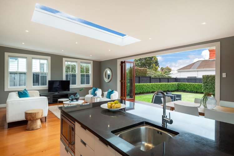 62 Rose Road Grey Lynn_12