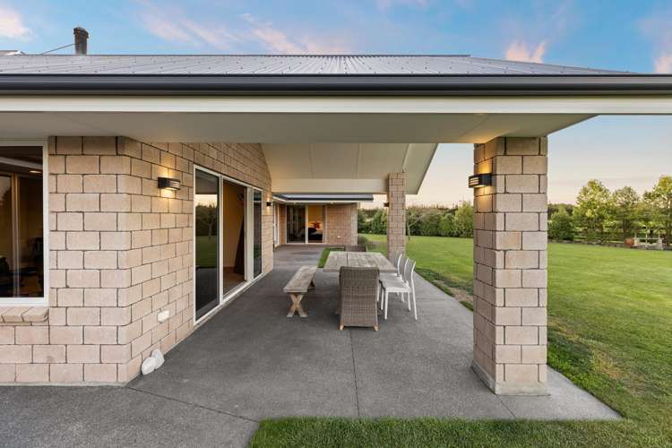 249 Curraghs Road Rolleston_15