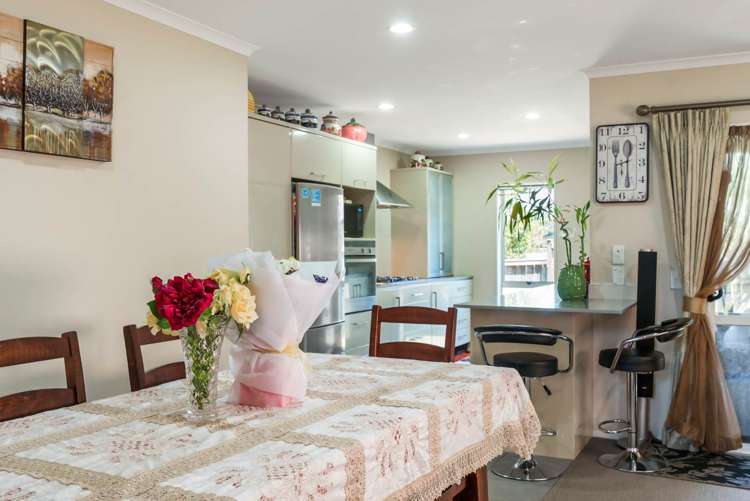 29 Seresin Crescent Flat Bush_14