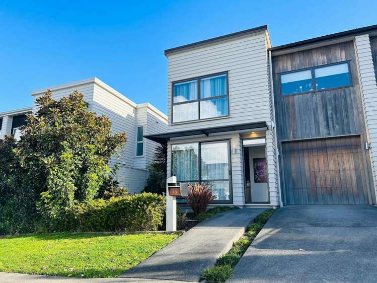 15 Costa Viva Crescent Karaka_0