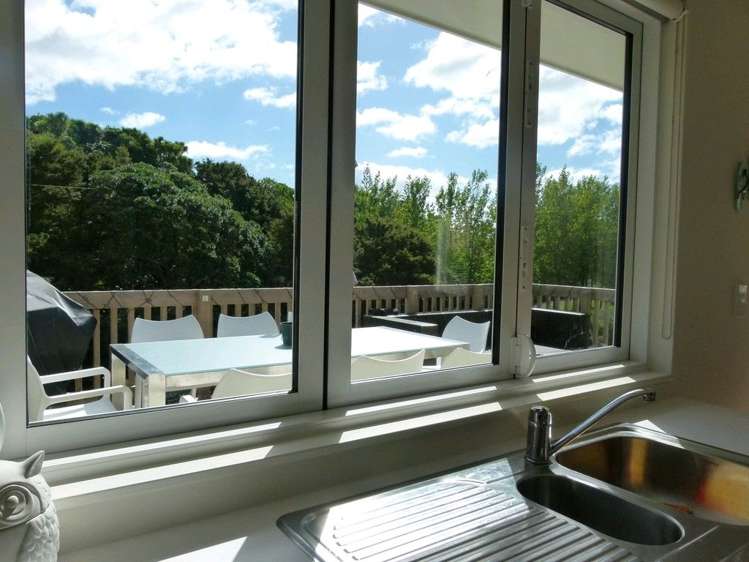 18 Taranga Road Langs Beach_13