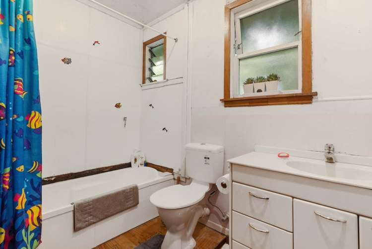 54 Paragon Avenue Beach Haven_12