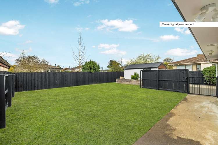 25 Greenock Street Redwood_17