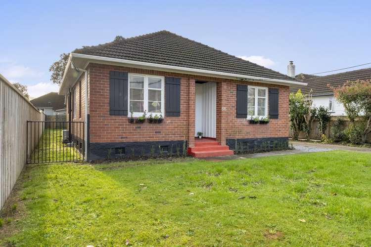 55 Naenae Road Naenae_17