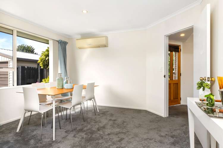 4 Skylark Lane Woolston_8