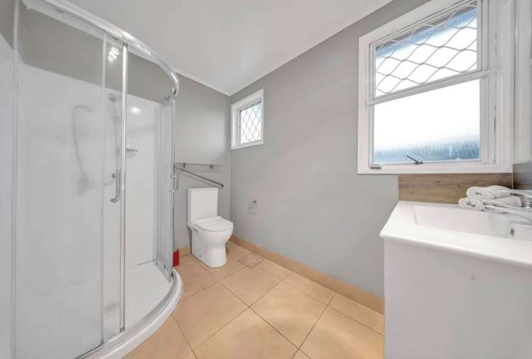 3 Innismara Avenue Wattle Downs_8