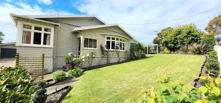 9 Kitchener Street Waipukurau and Surrounds_5