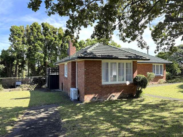 7 Vodanovich Road Te Atatu South_1