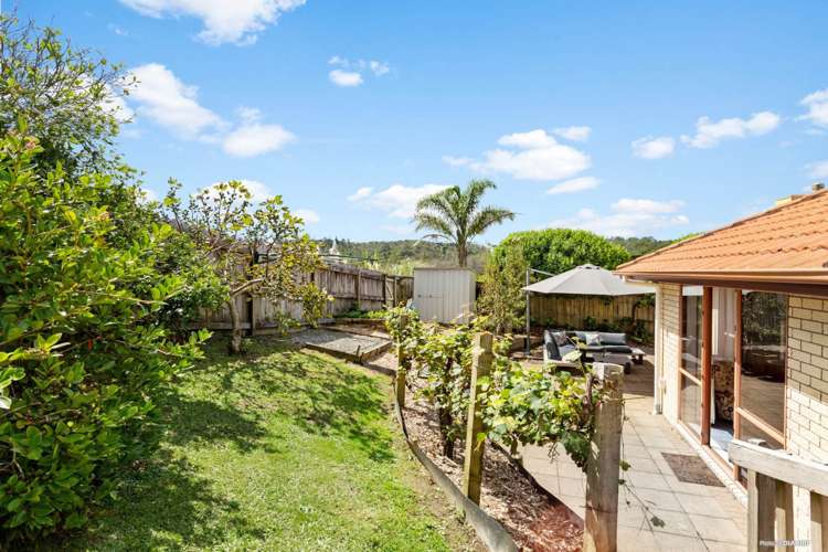 69 Roberta Crescent Orewa_13