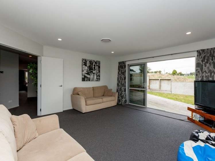 44 Davies Road Hurdon_17