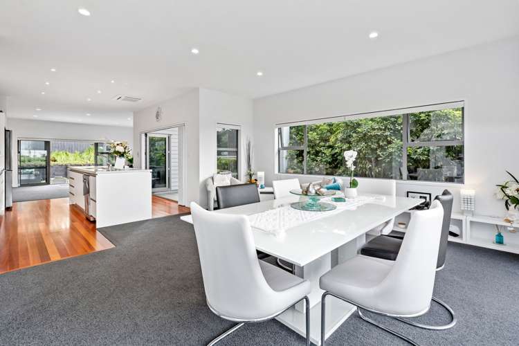 22 Stace Hopper Drive One Tree Point_11