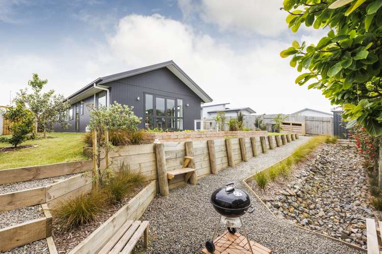 26 Poplar Grove Feilding_25