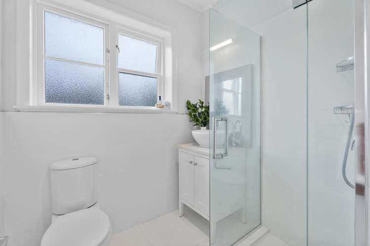 567 Mount Albert Road Royal Oak_8