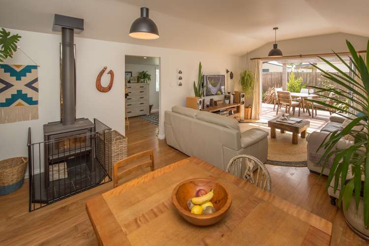 10 High Street Sefton_6