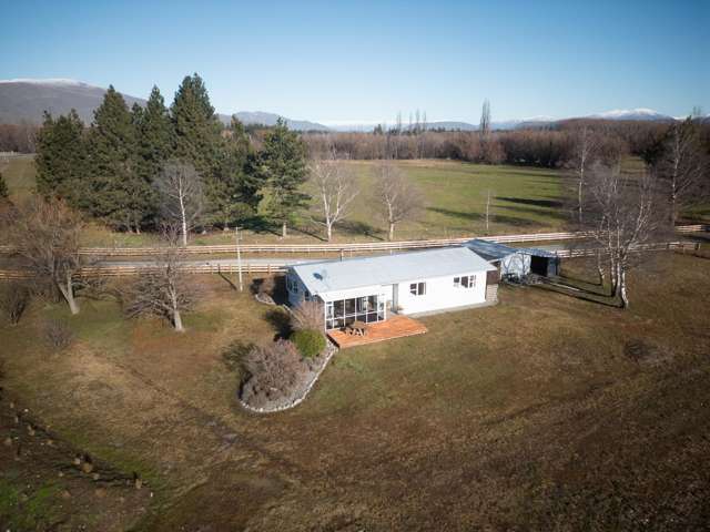The House Omahau Downs. Twizel