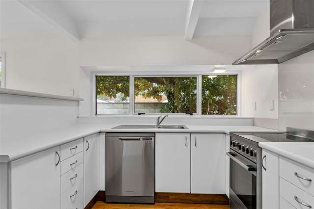 4 Bridgemere Lane Cracroft_2