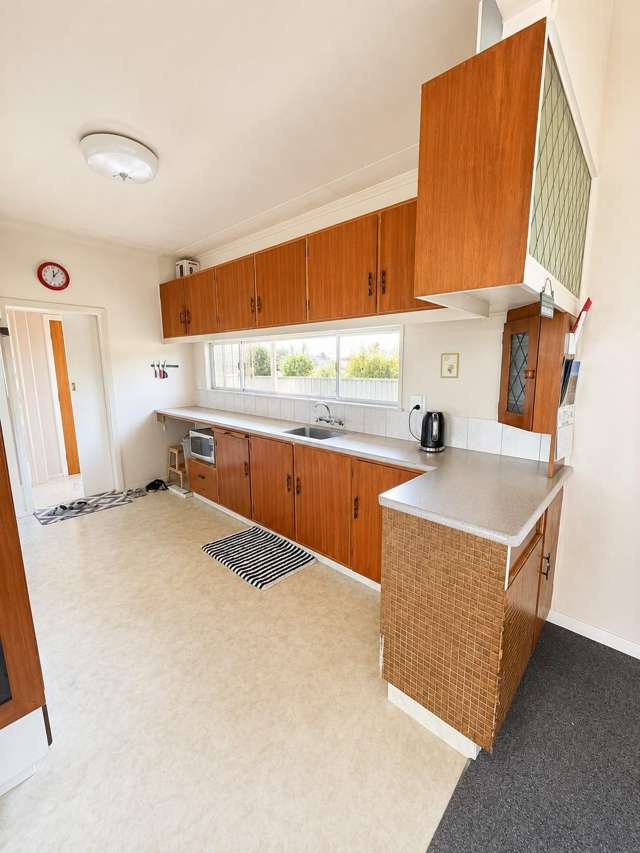 11 Kinloch Crescent Witherlea_2