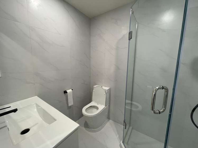 8/7 Broadview Place Howick_5