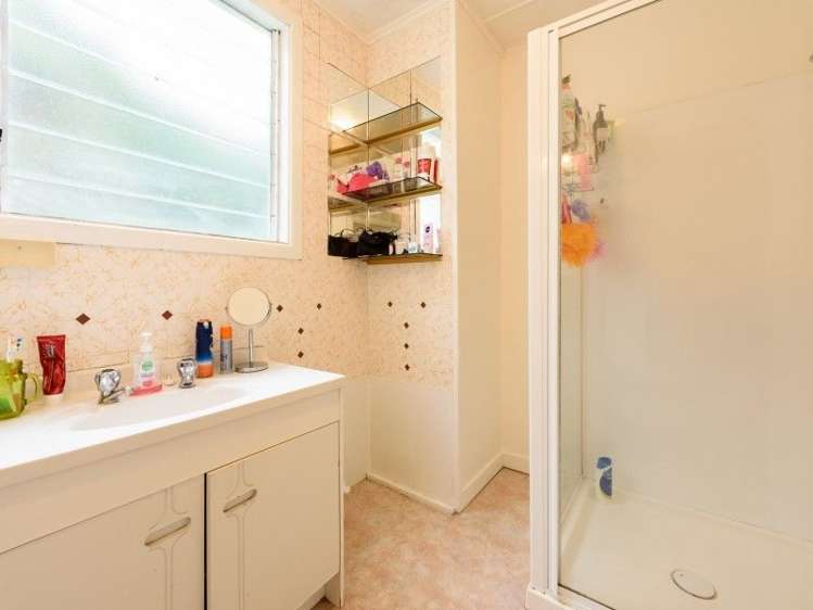 57 Hankey Street Mount Cook_13