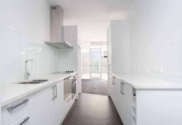 7 Ratanui Street Henderson_11