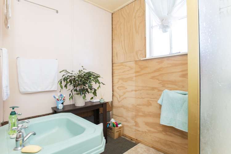 8 Waverley Street Elgin_11