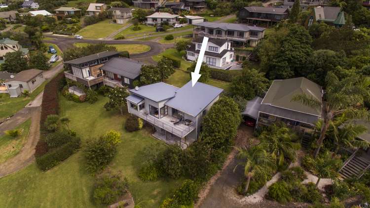 24 Grierson Close Hahei_6