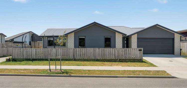 55 Kotiate Street Papamoa Beach_0