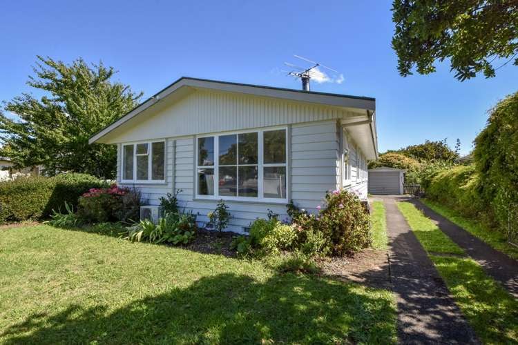 20 Moreton Road Carterton_15