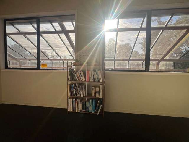 3 & 4/1 View Road Glenfield_4