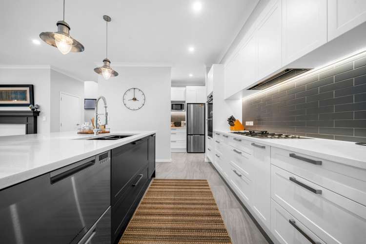 39 Headsail Drive Long Bay_14