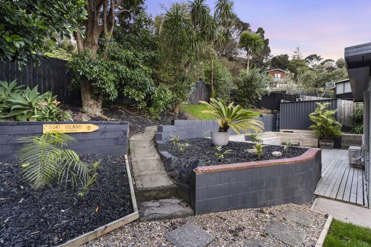 16 Pluto Place Beach Haven_12