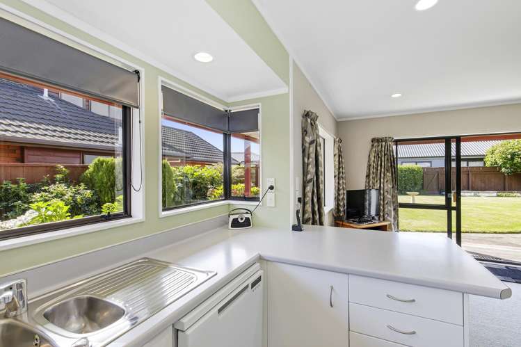 28 De Menech Grove Avalon_16