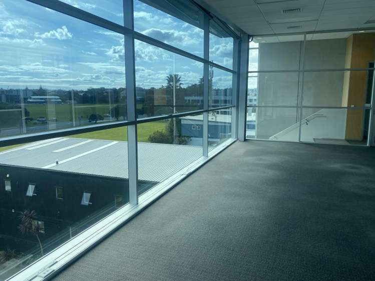 71C Barrys Point Road Takapuna_2