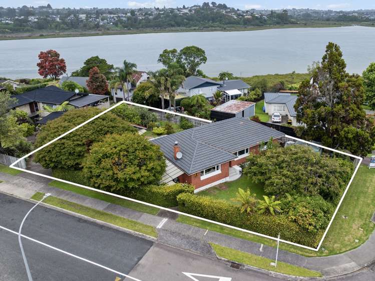 2 Sunny Bay Road_0
