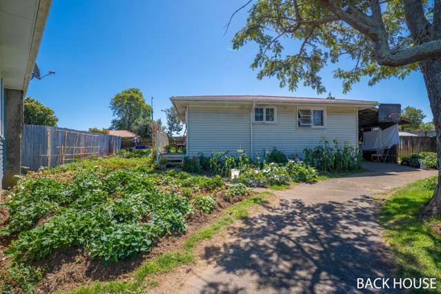 5 Manston Road Mangere_2
