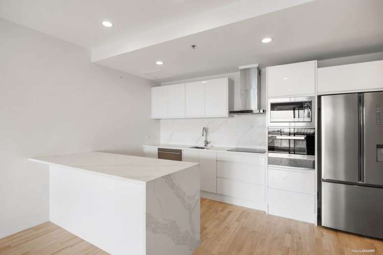 905/18 Beach Road Auckland Central_4