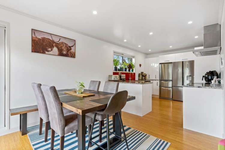 8 Anich Road Massey_5