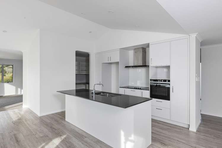 274 Whitehills Road Dairy Flat_11